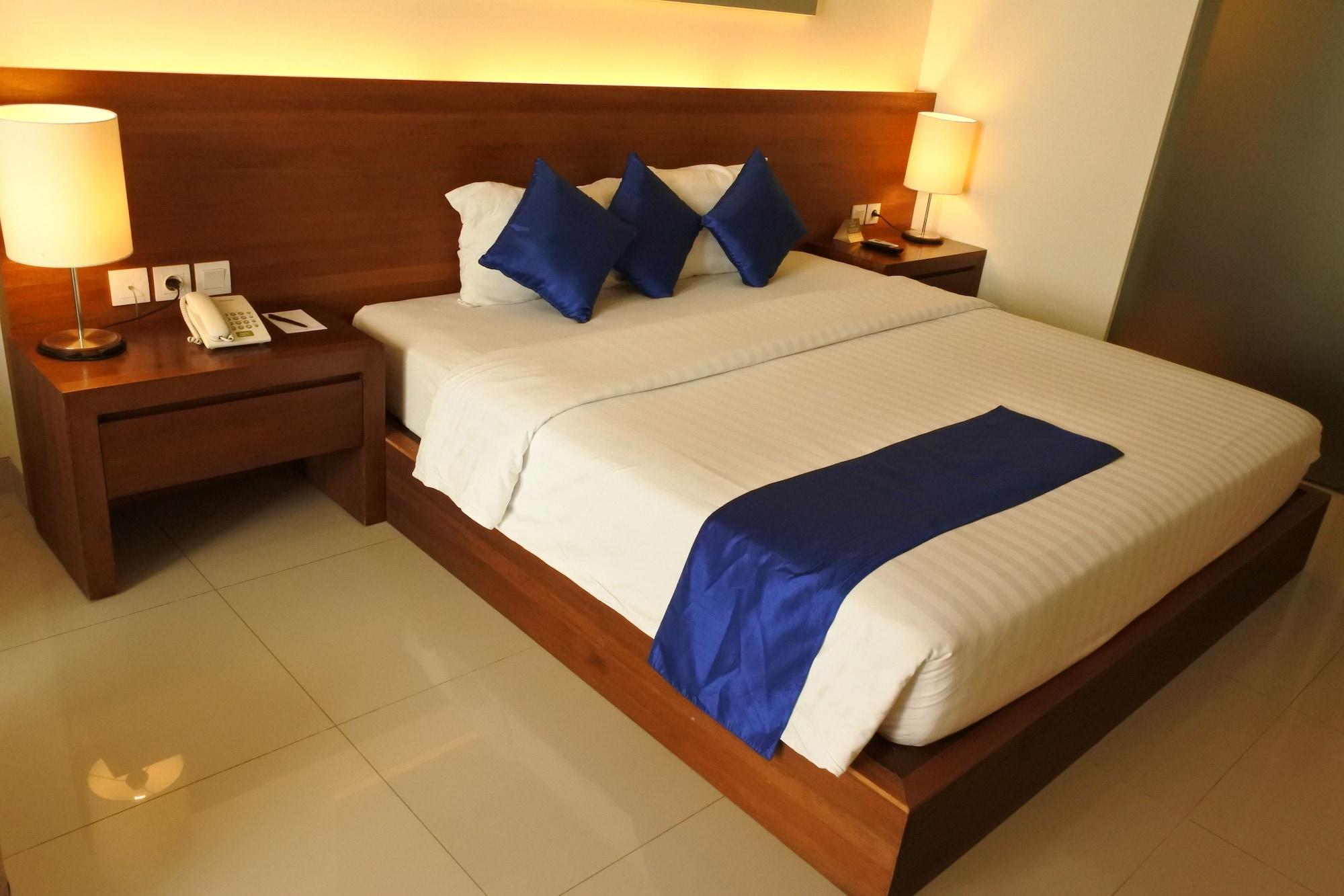 Taksu Sanur Hotel Exterior foto