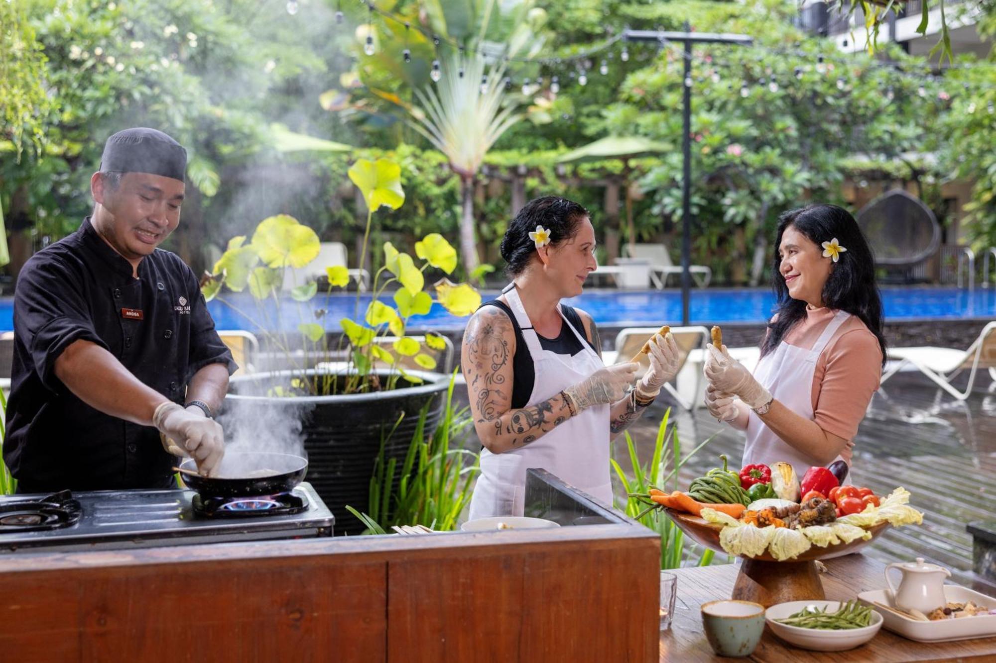 Taksu Sanur Hotel Exterior foto